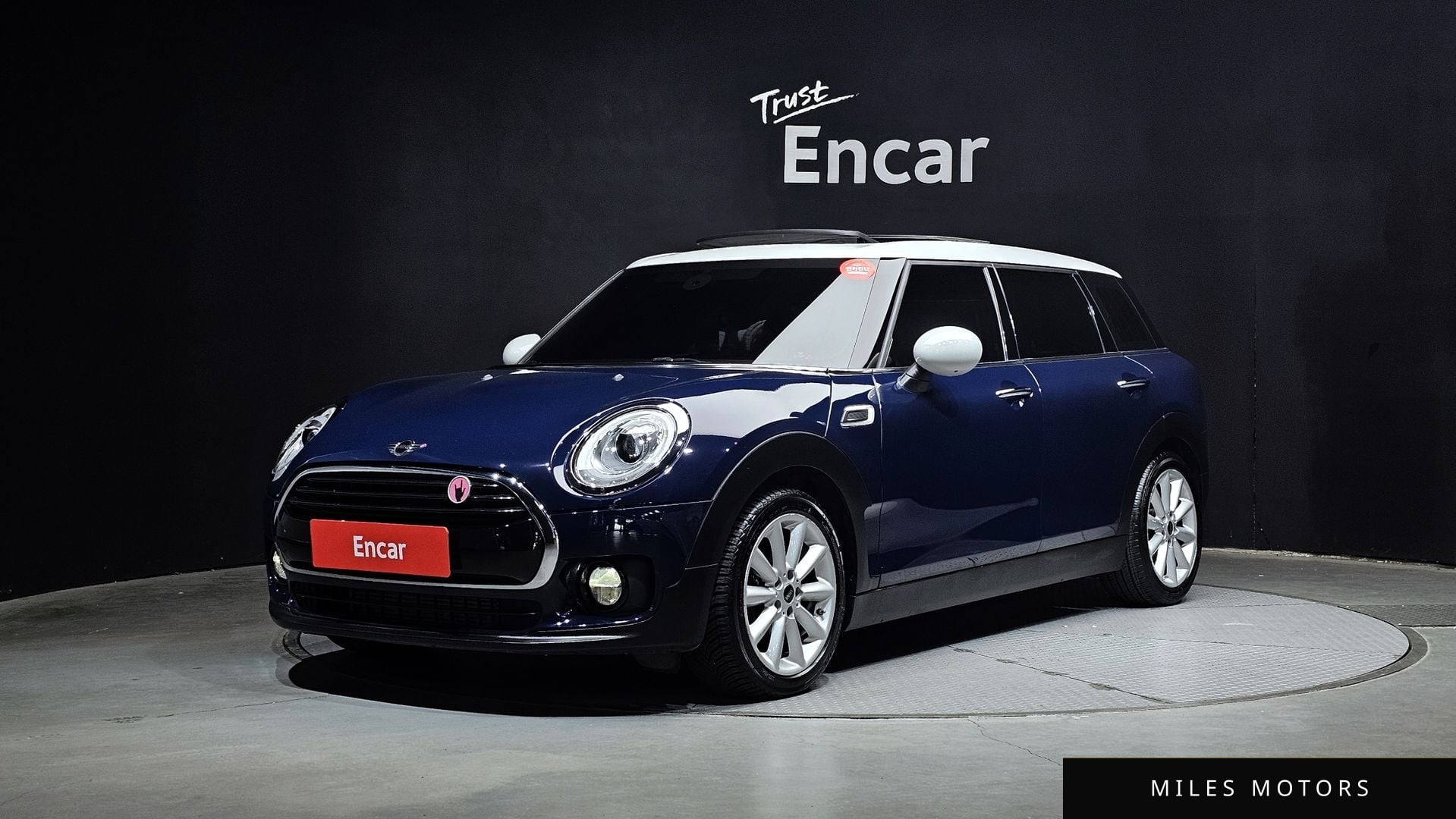 MINI Clubman 2018 — фото 1 из 12