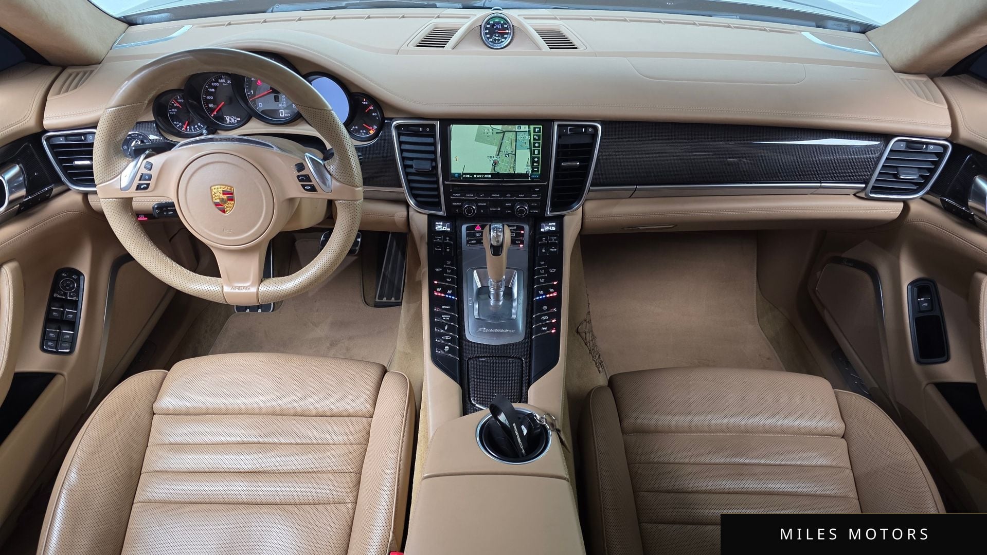 Porsche Panamera 2016 — миниатюра 7