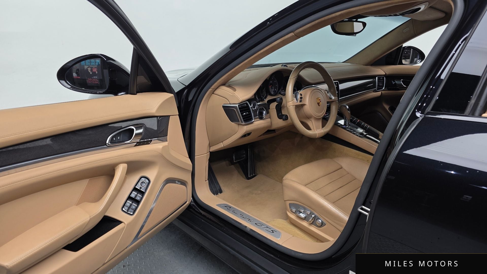 Porsche Panamera 2016 — миниатюра 10