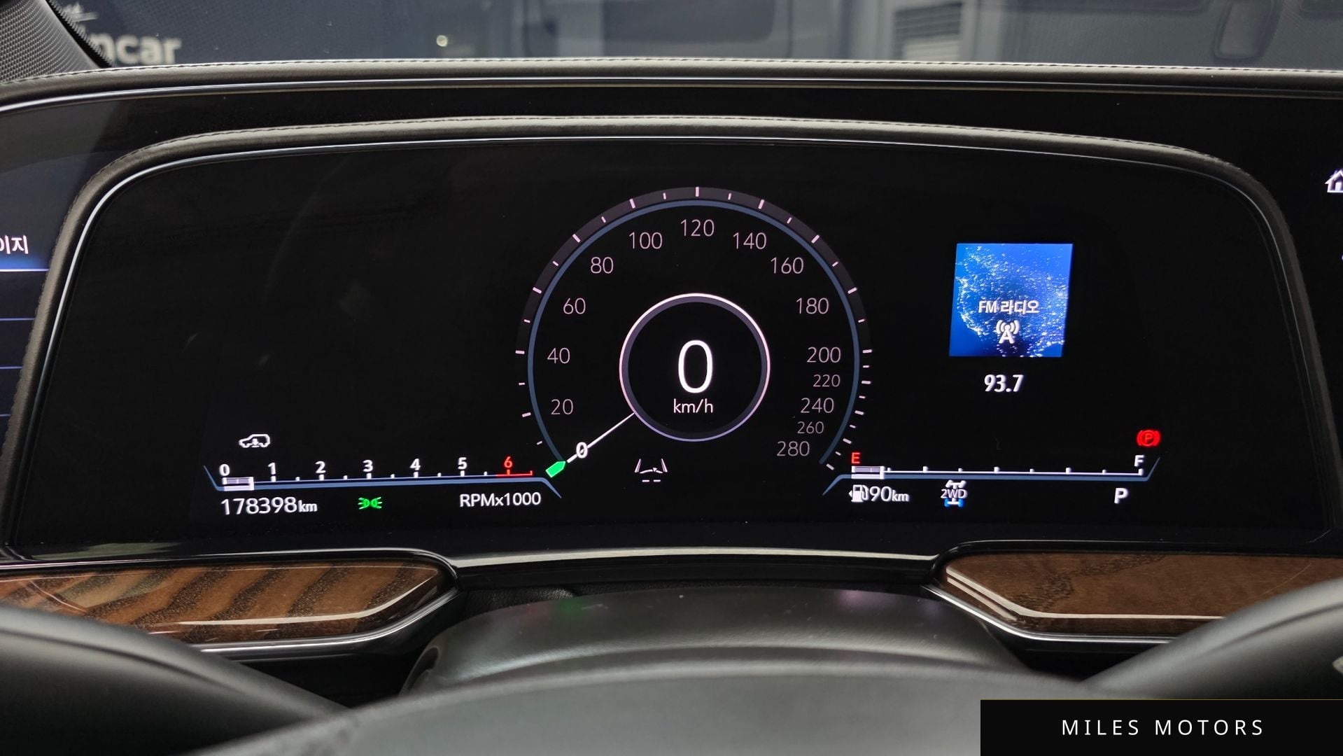 Cadillac 에스컬레이드 2021 — миниатюра 8