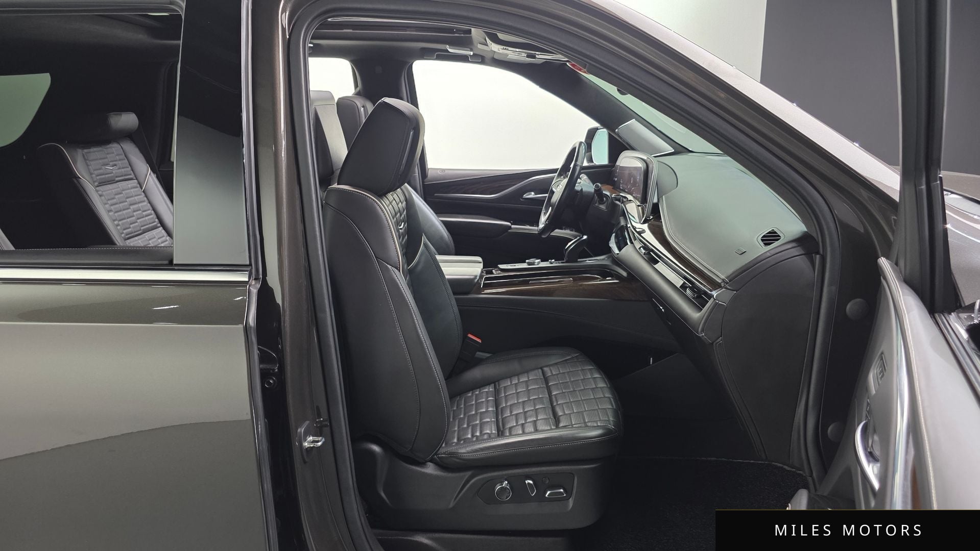 Cadillac 에스컬레이드 2021 — миниатюра 12