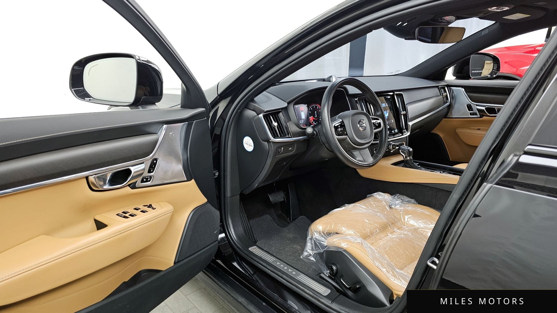 Volvo V90 크로스컨트리 2020 — миниатюра 13