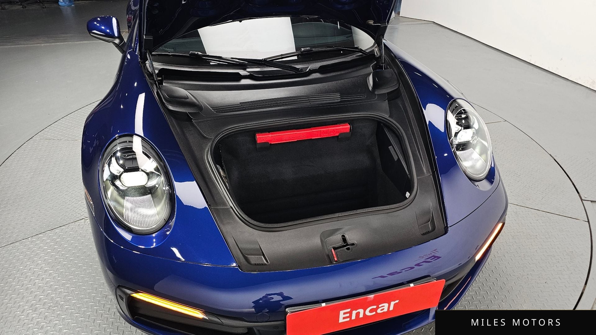 Porsche 911 (992) 2021 — миниатюра 6