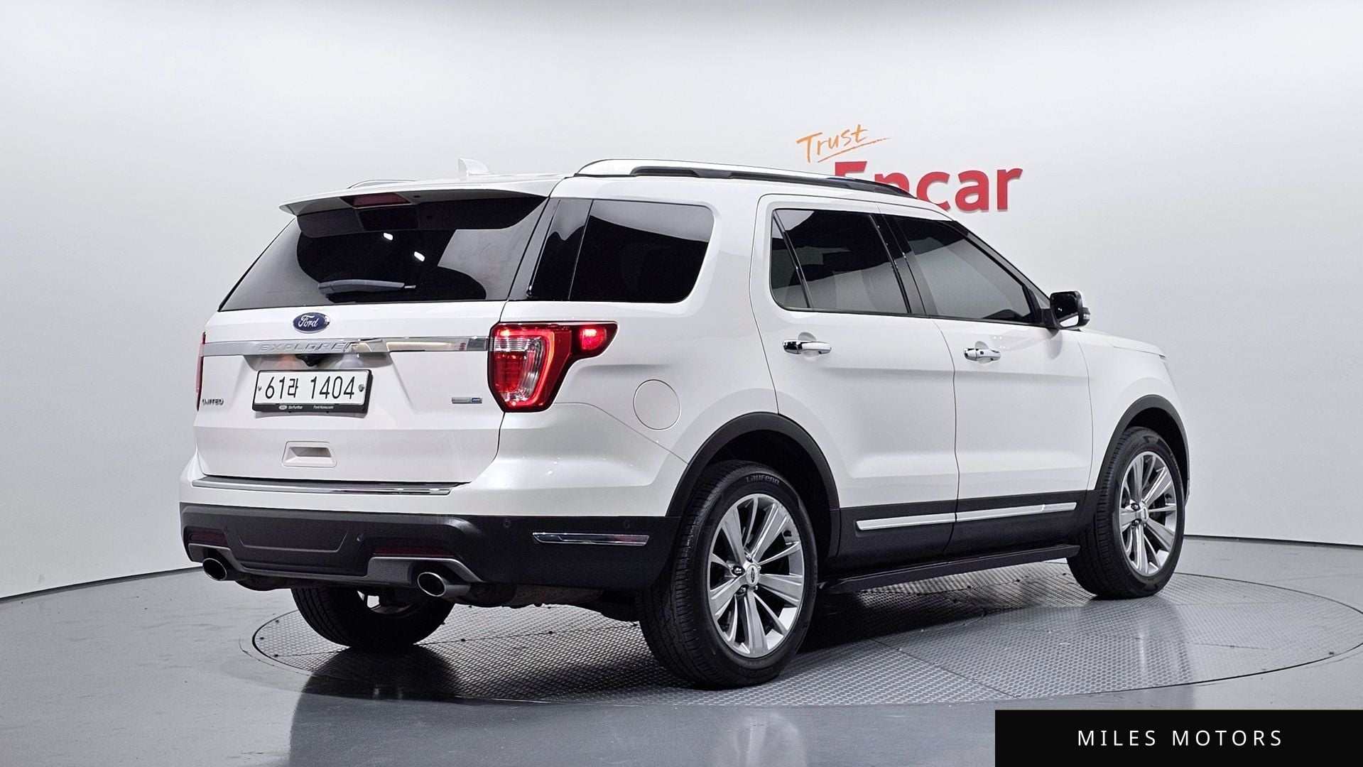 Ford Explorer 2019 — миниатюра 2
