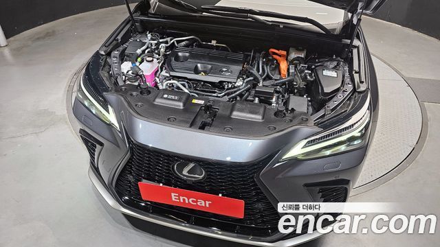 Лексус NX450h+ 2026 — миниатюра 6