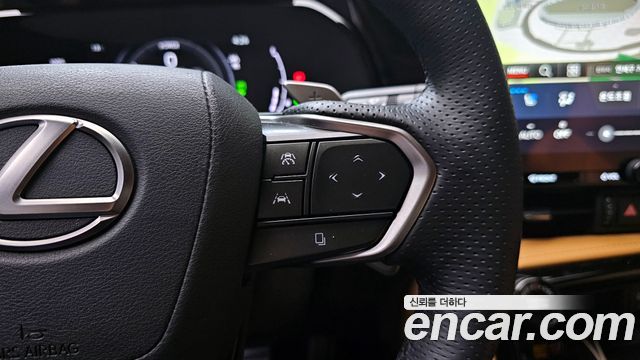 Лексус NX450h+ 2026 — миниатюра 18