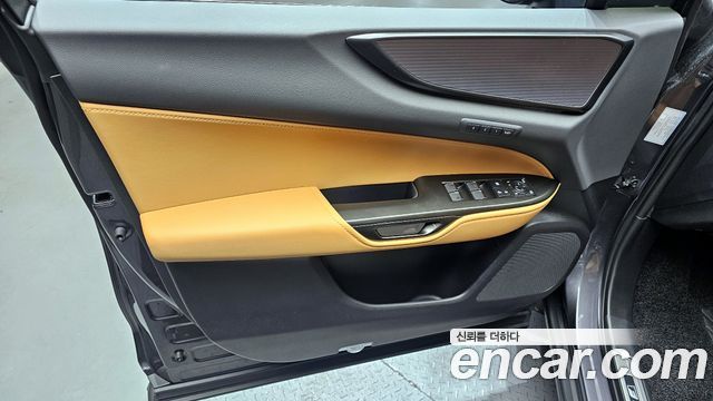 Лексус NX450h+ 2026 — миниатюра 14