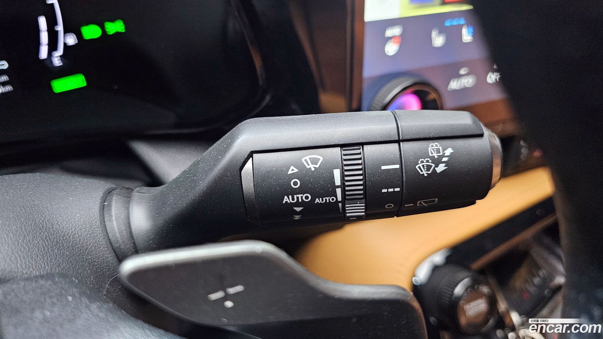 Лексус NX450h+ 2026 — миниатюра 28
