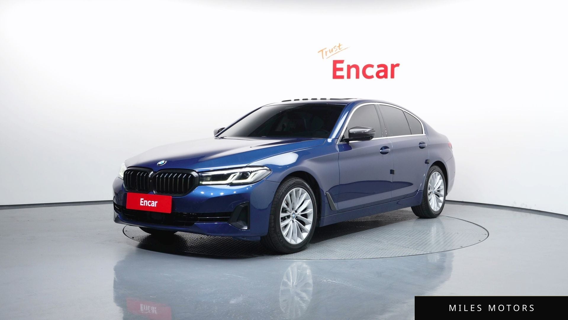 BMW 5 Series (G30) 2021 — фото 1 из 12