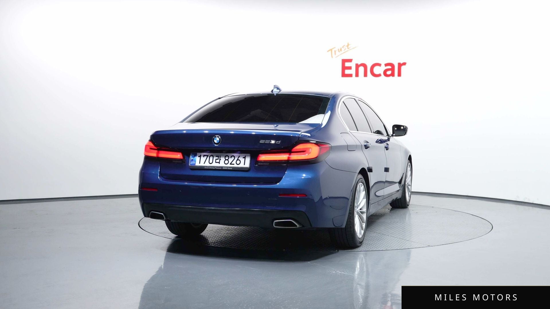 BMW 5 Series (G30) 2021 — миниатюра 4
