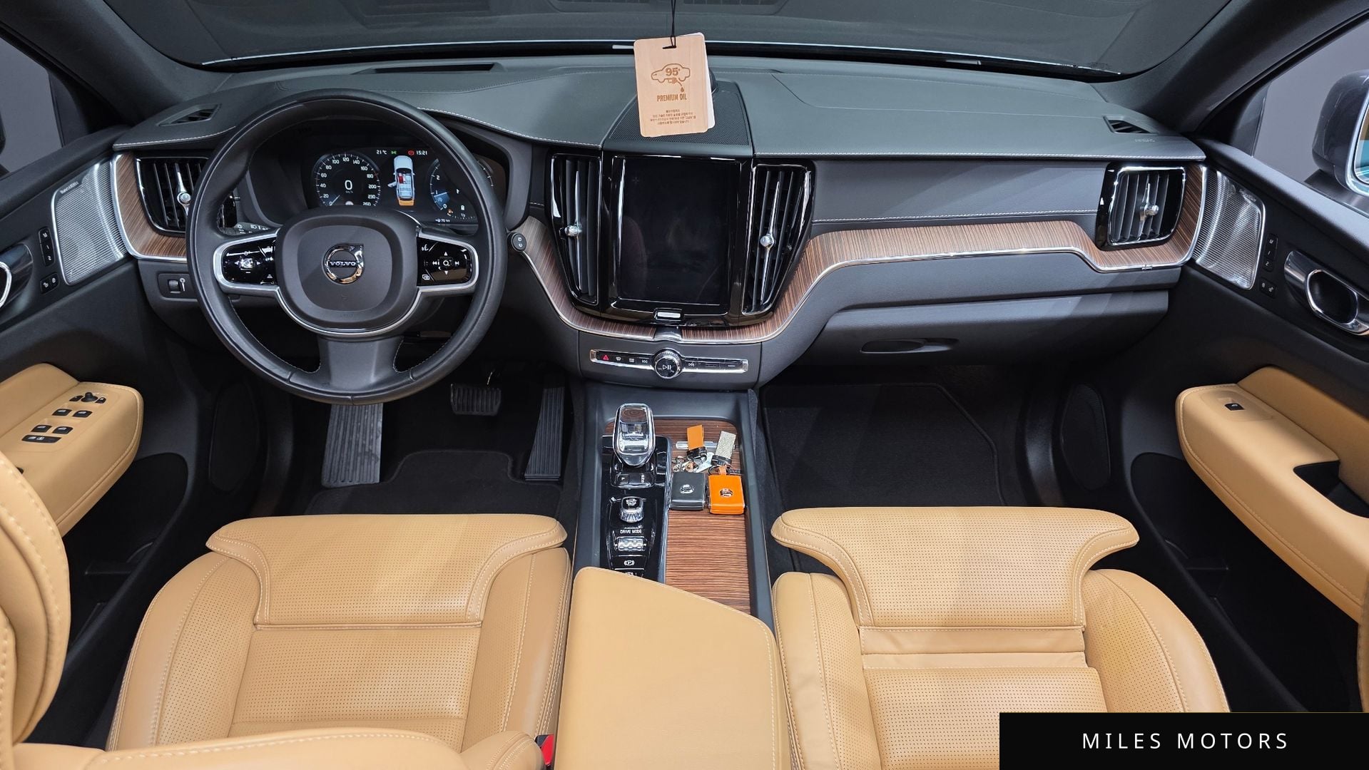 Volvo XC60 2021 — миниатюра 10