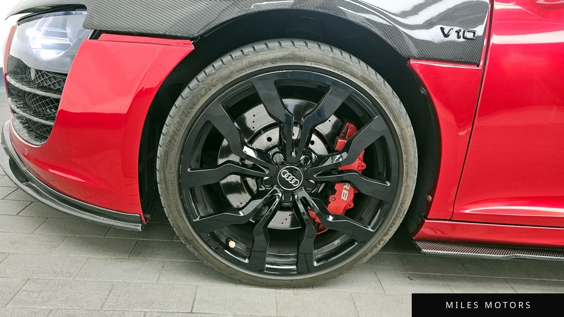 Audi R8 2010 — миниатюра 5
