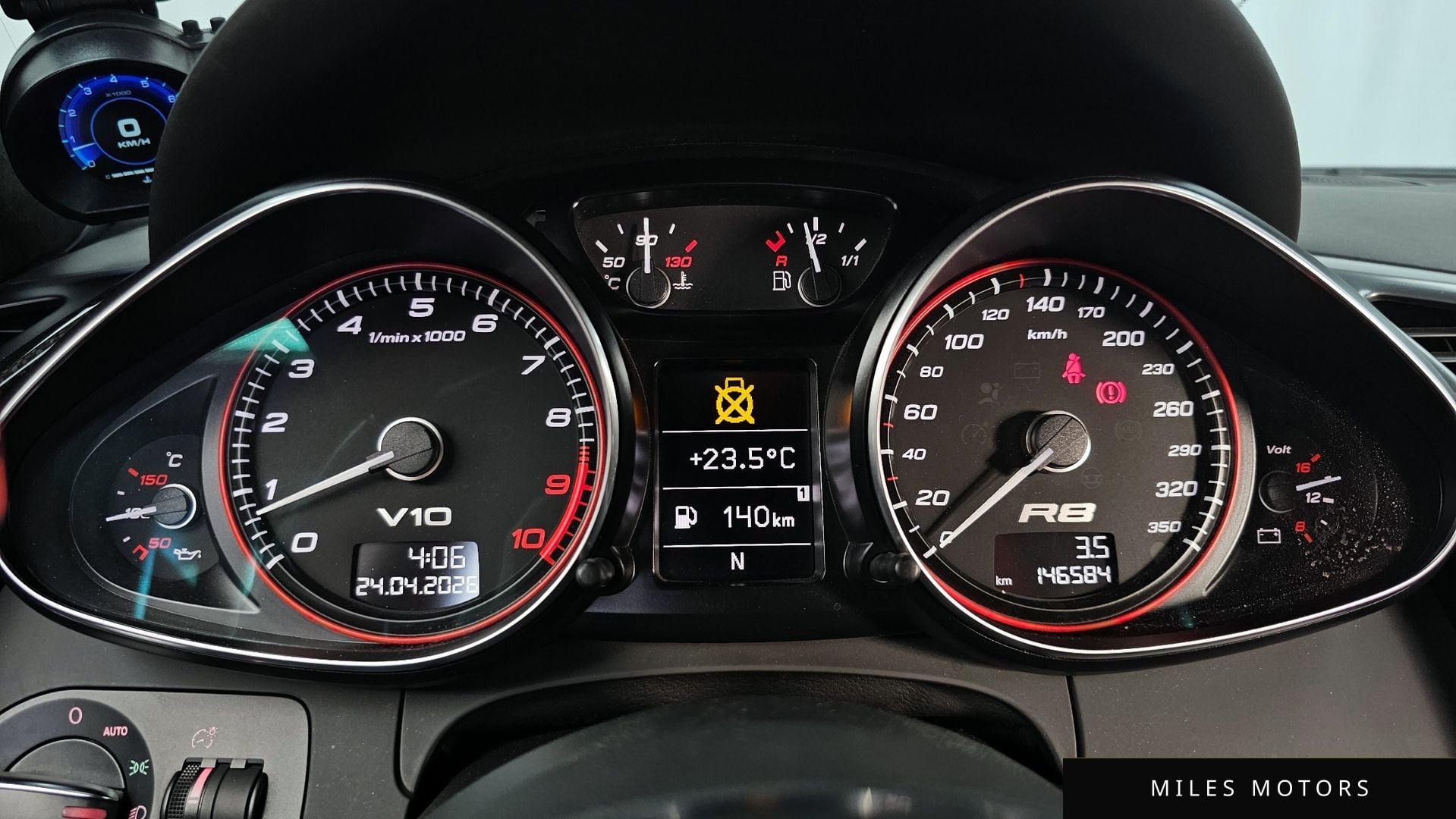 Audi R8 2010 — миниатюра 8