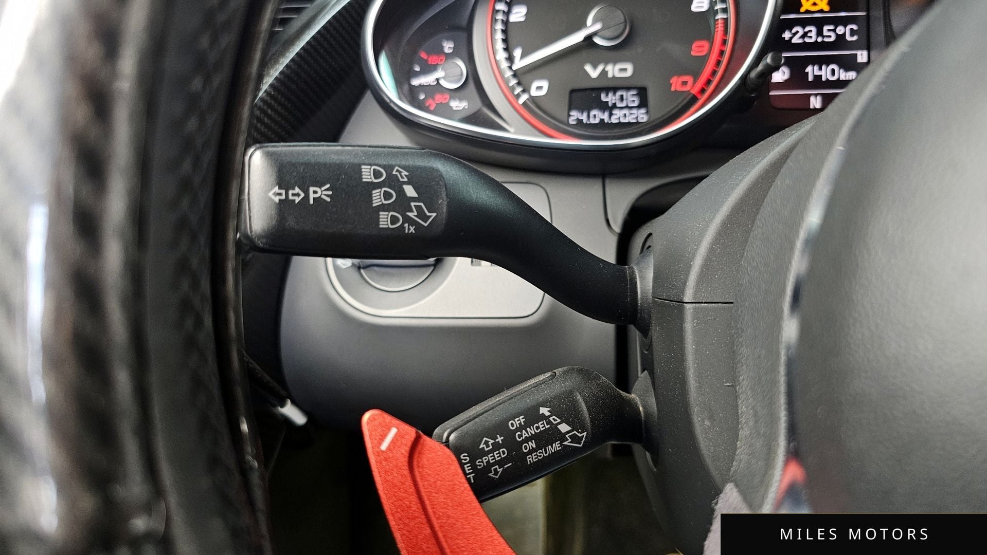 Audi R8 2010 — миниатюра 17
