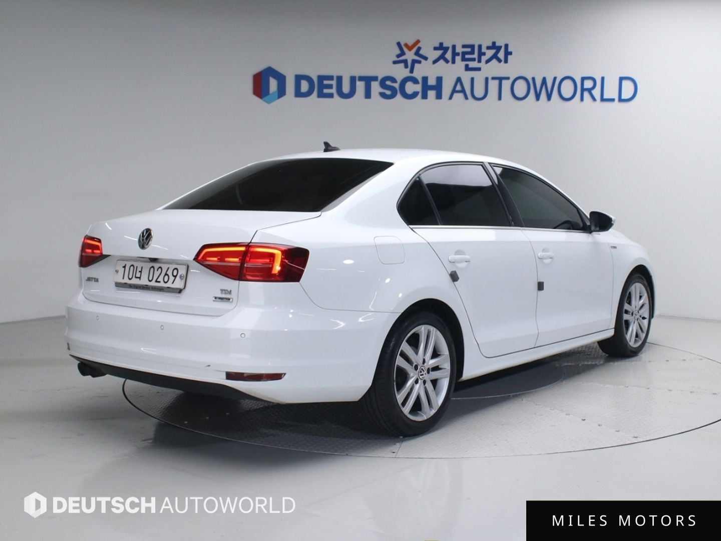 Volkswagen Jetta 2015 — миниатюра 2
