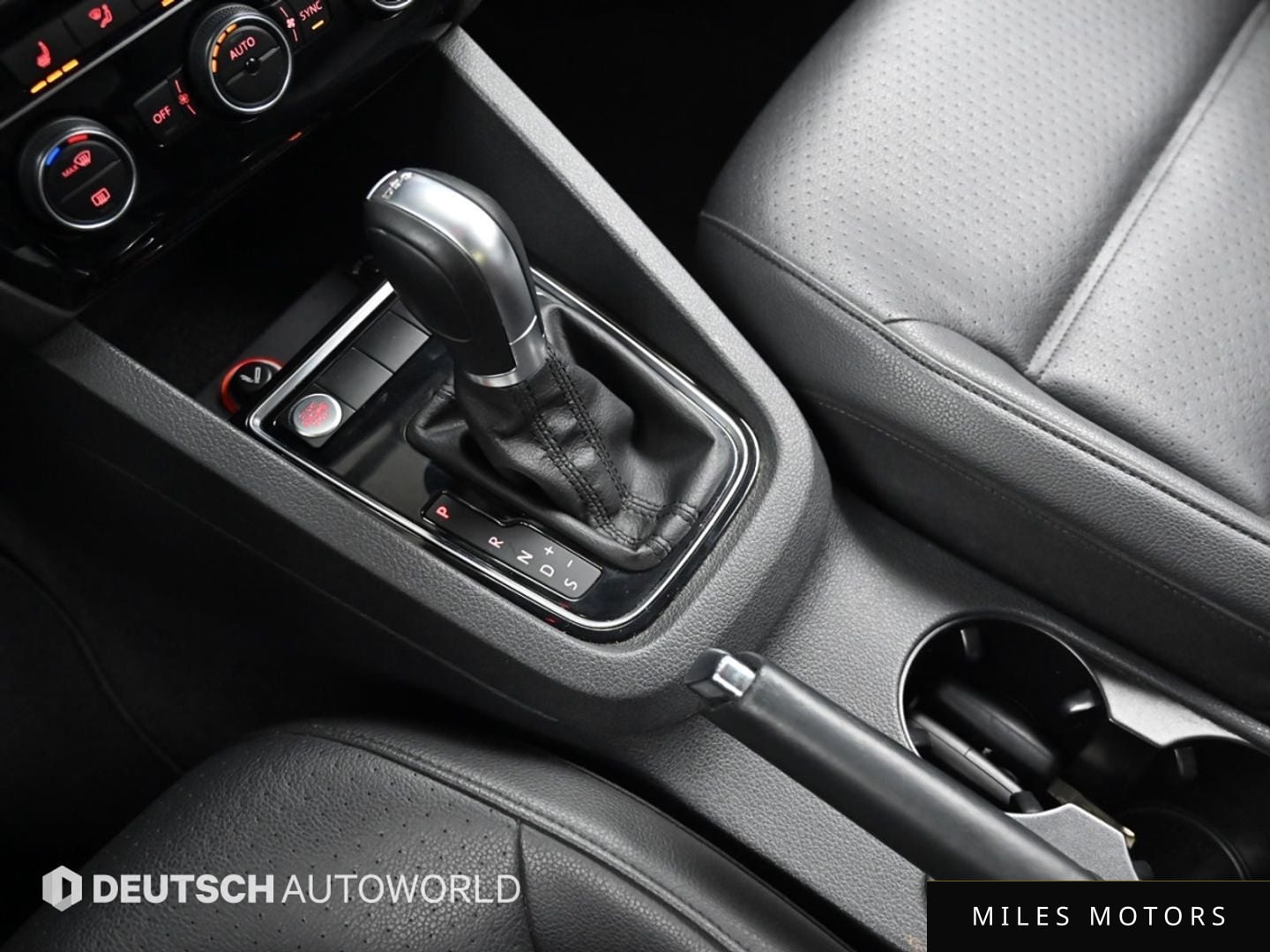 Volkswagen Jetta 2015 — миниатюра 9