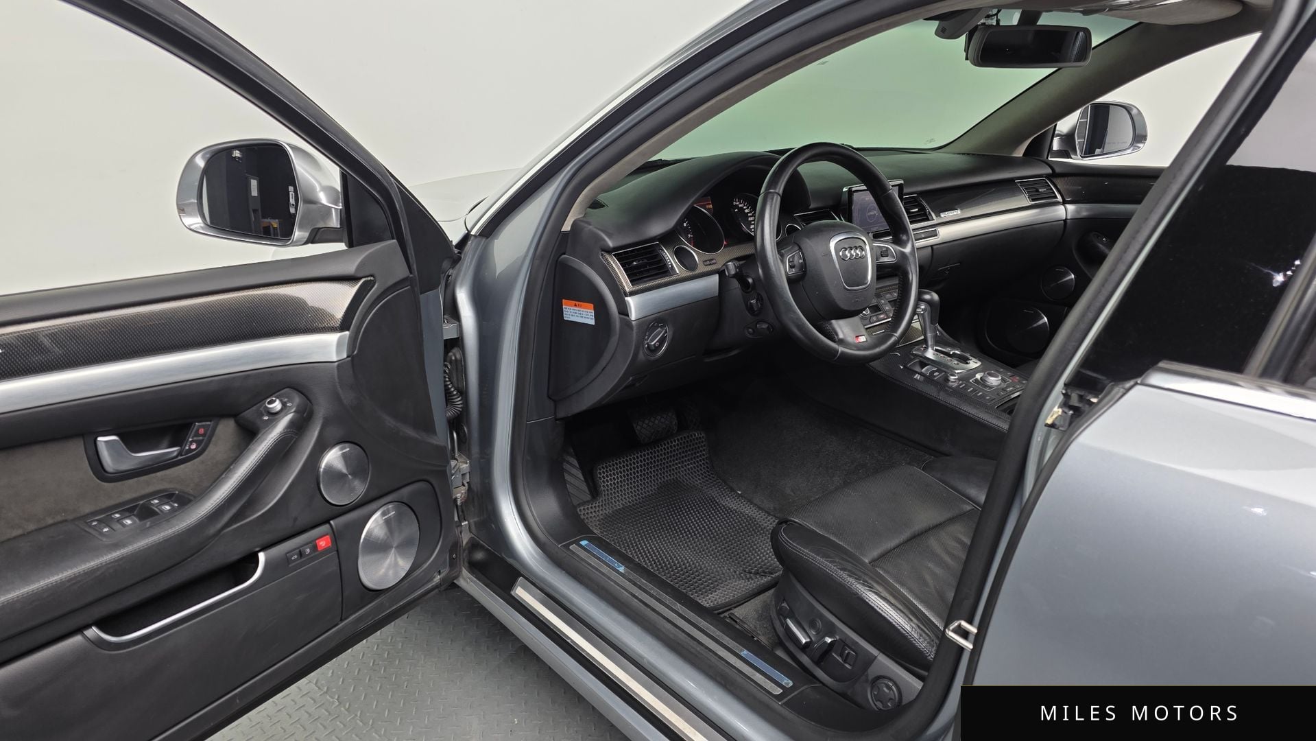 Audi S8 2008 — миниатюра 10