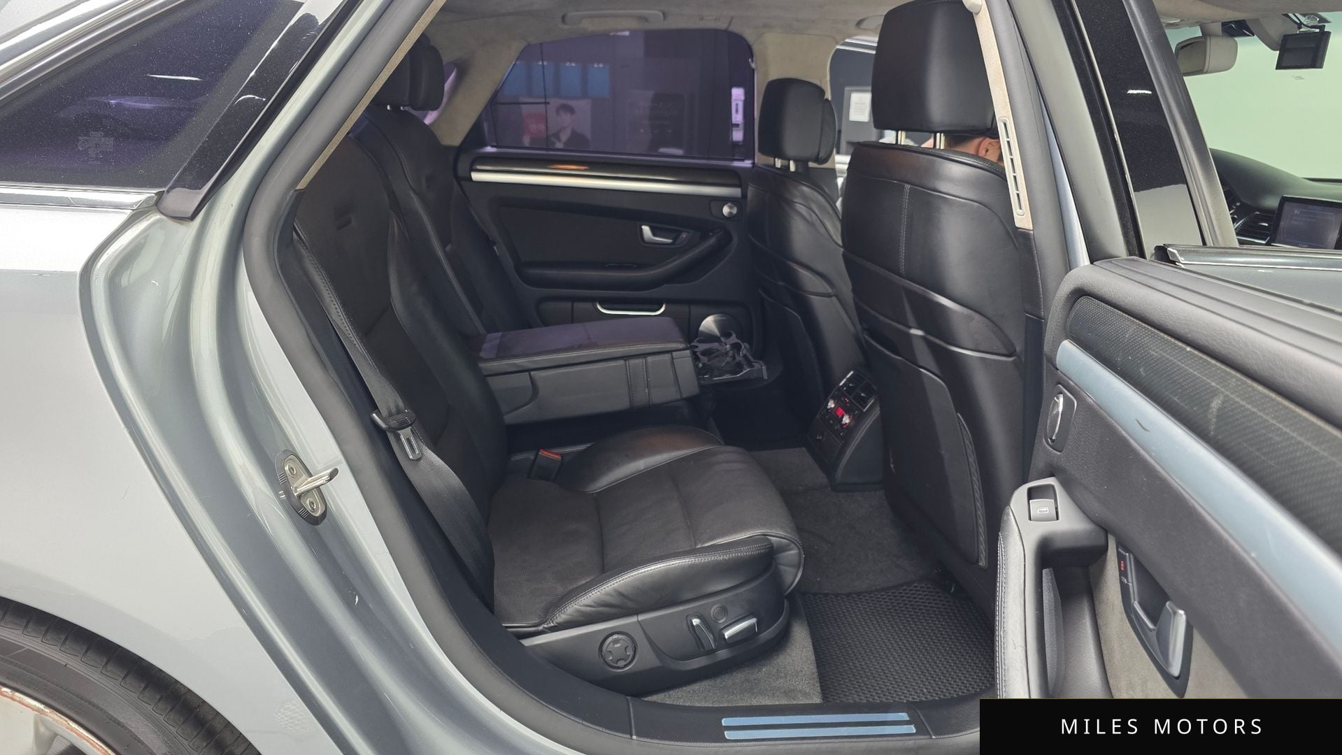 Audi S8 2008 — миниатюра 12