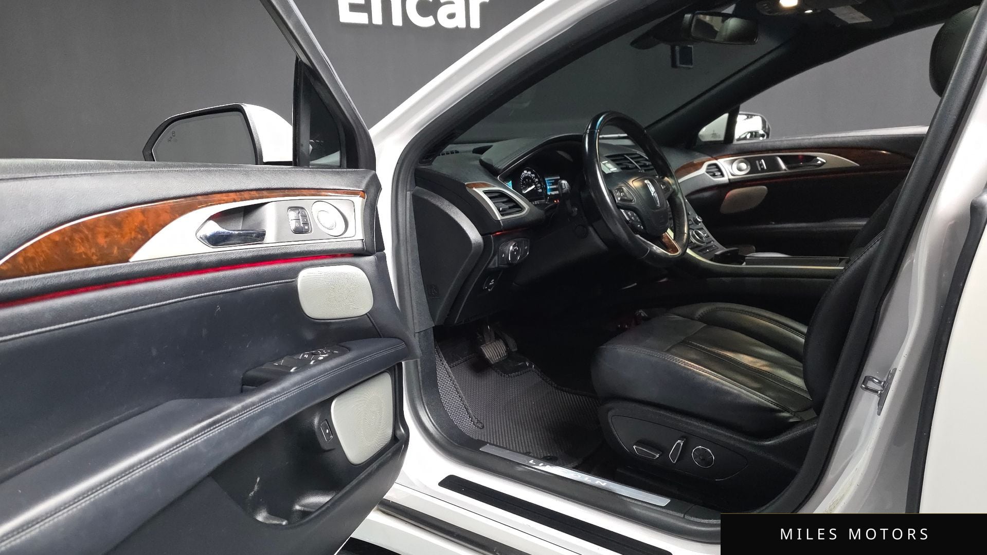 Lincoln MKZ 2018 — миниатюра 10