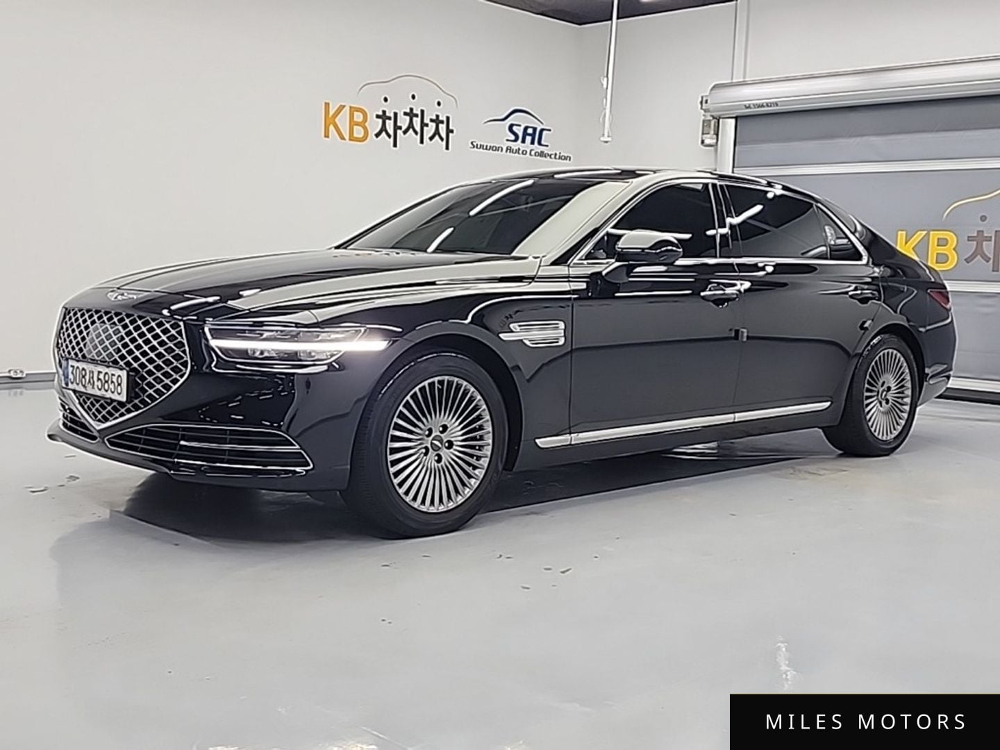 Genesis G90 2021 — миниатюра 2