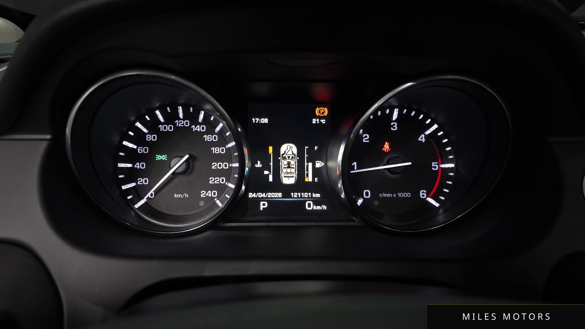 Land Rover Discovery Sport 2015 — миниатюра 8