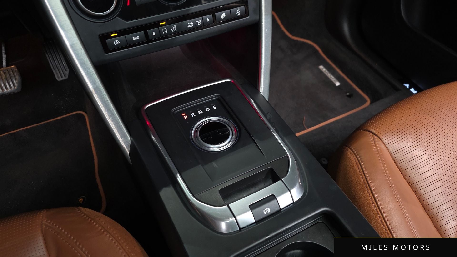 Land Rover Discovery Sport 2015 — миниатюра 9