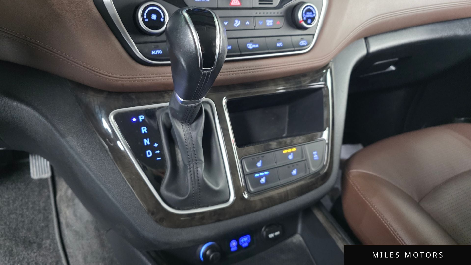 Hyundai Starex 2020 — миниатюра 9