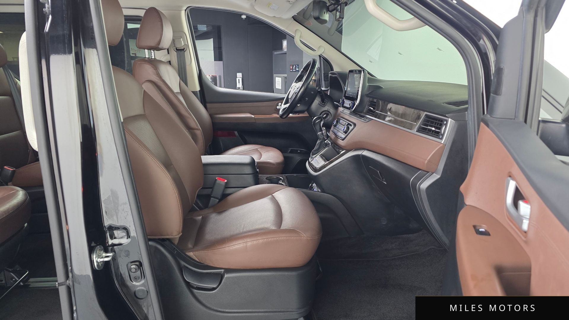 Hyundai Starex 2020 — миниатюра 11