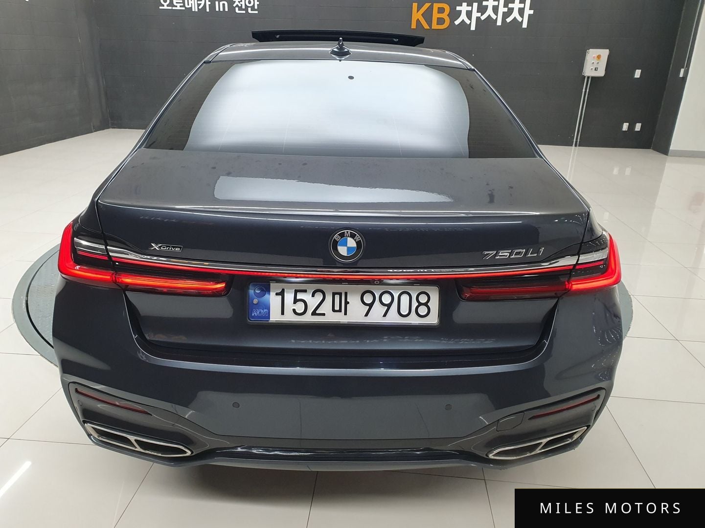 BMW 7 Series (G11) 2016 — миниатюра 4