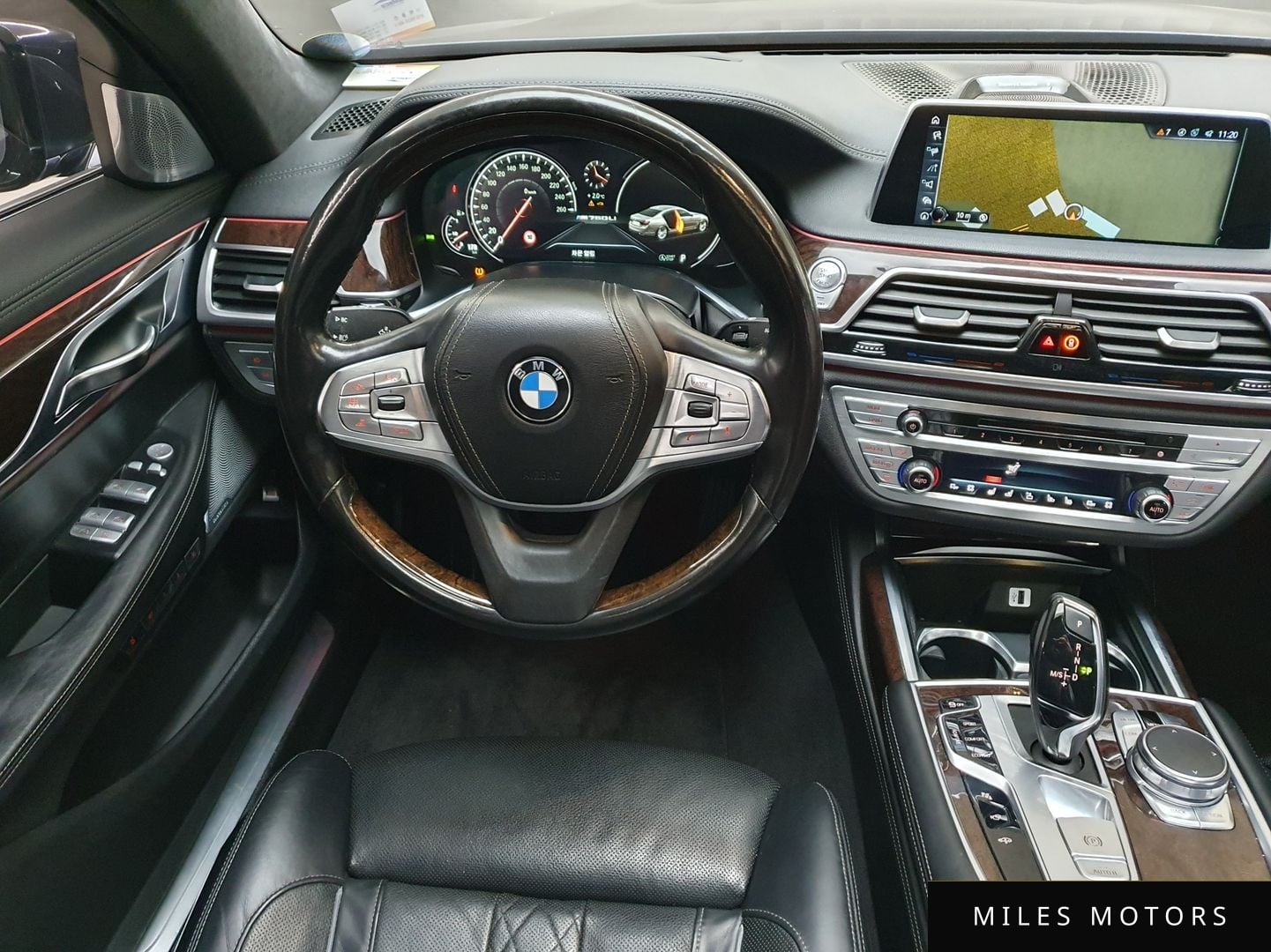BMW 7 Series (G11) 2016 — миниатюра 11