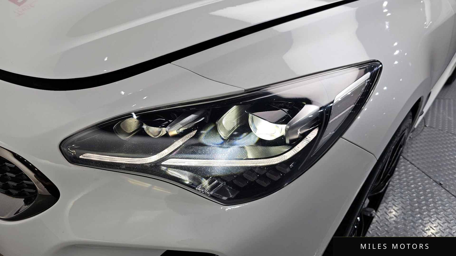 Kia Stinger 2018 — миниатюра 8
