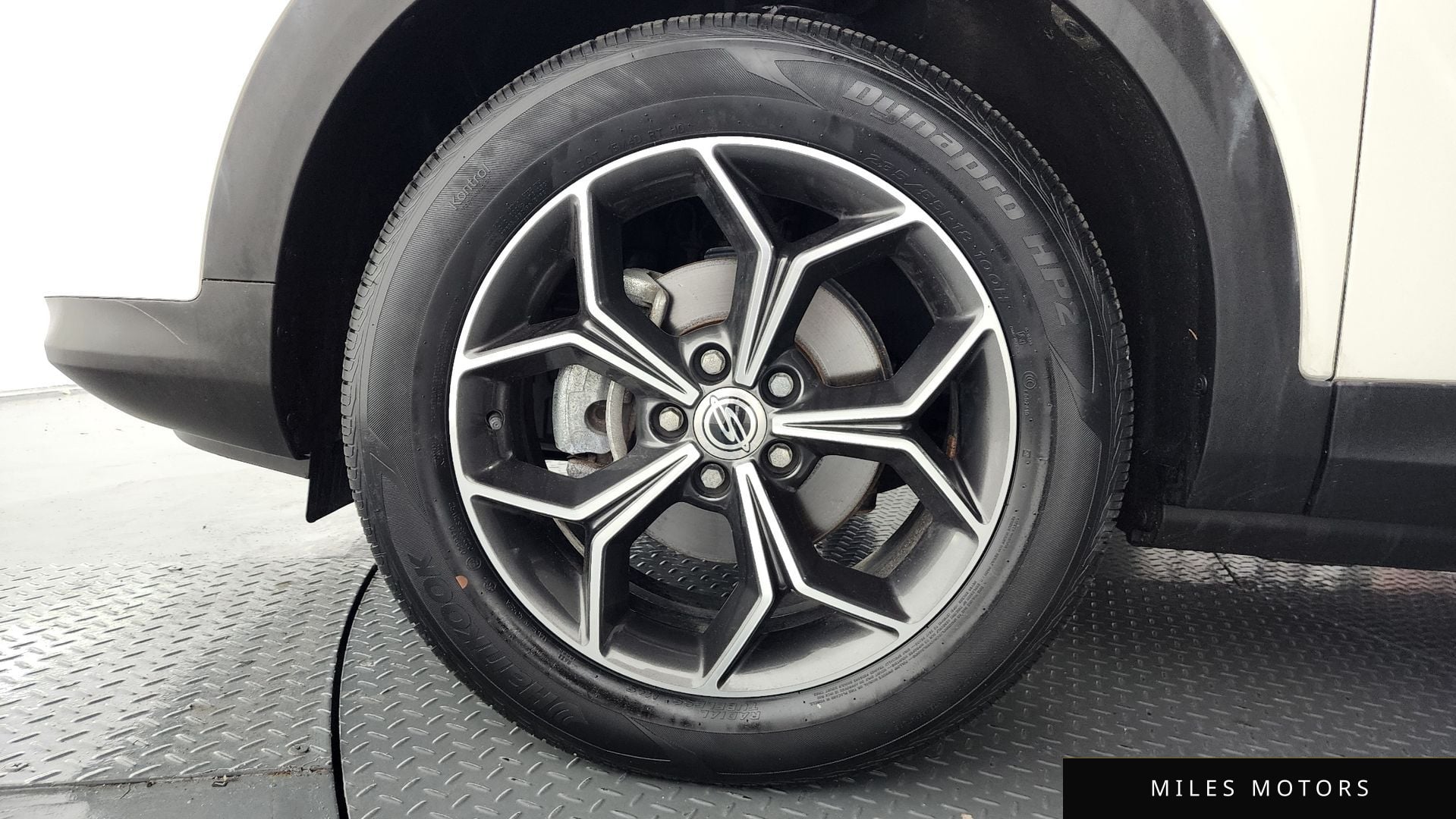 KG Mobility Beautiful Korando 2021 — миниатюра 5