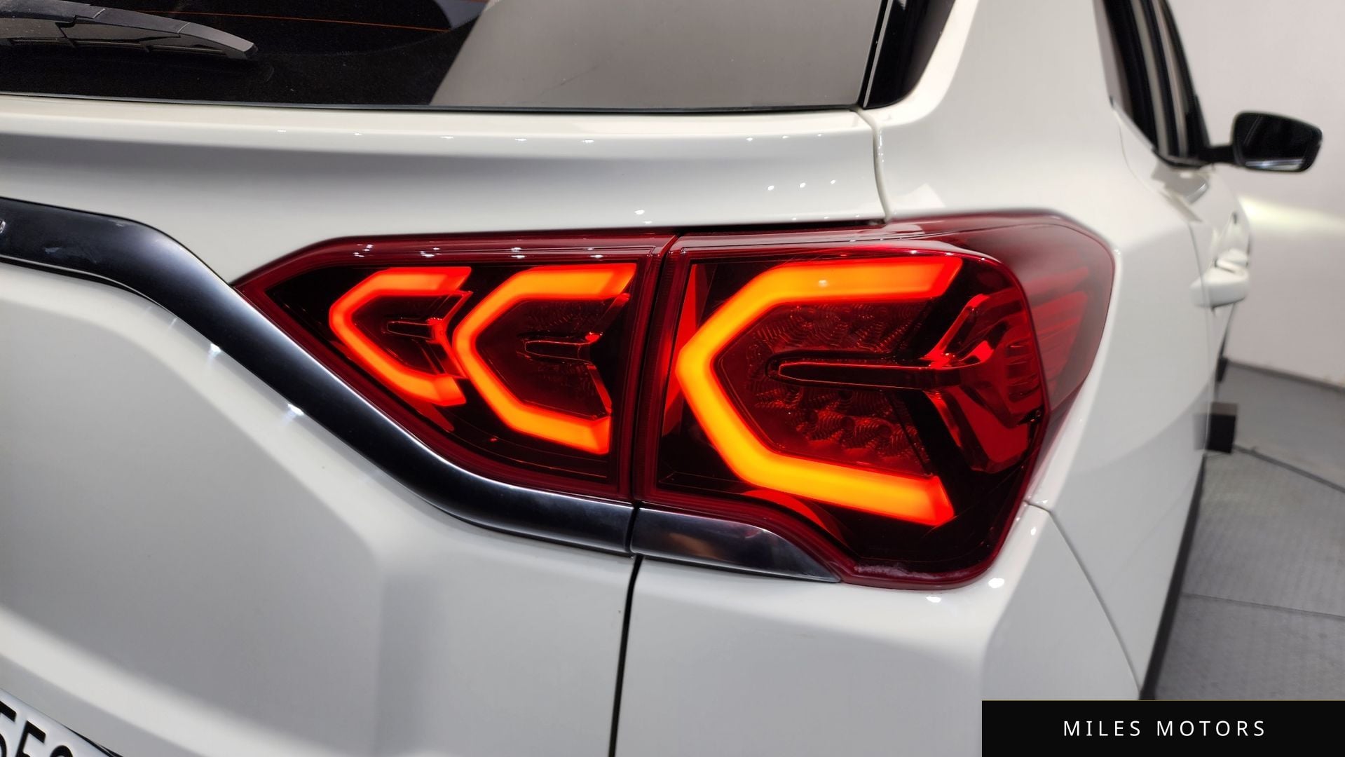 KG Mobility Beautiful Korando 2021 — миниатюра 9