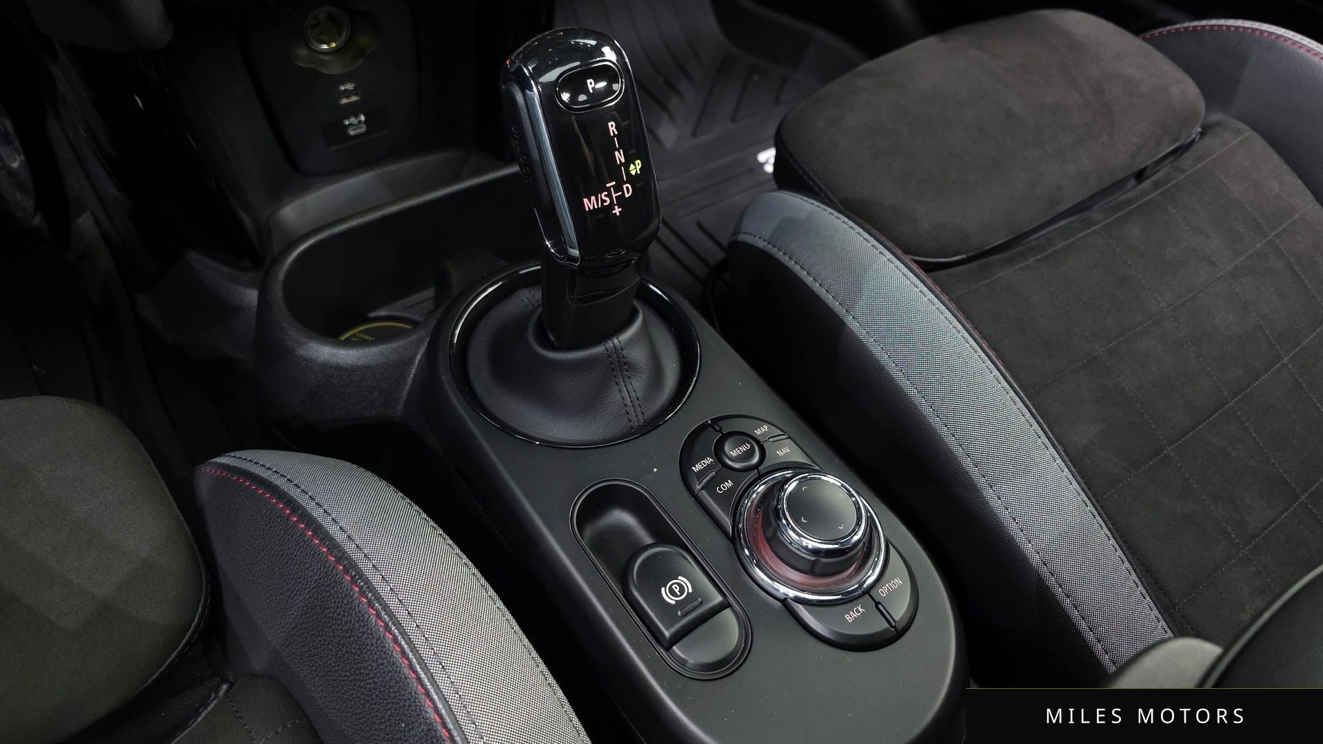MINI Cooper S 2022 — миниатюра 9