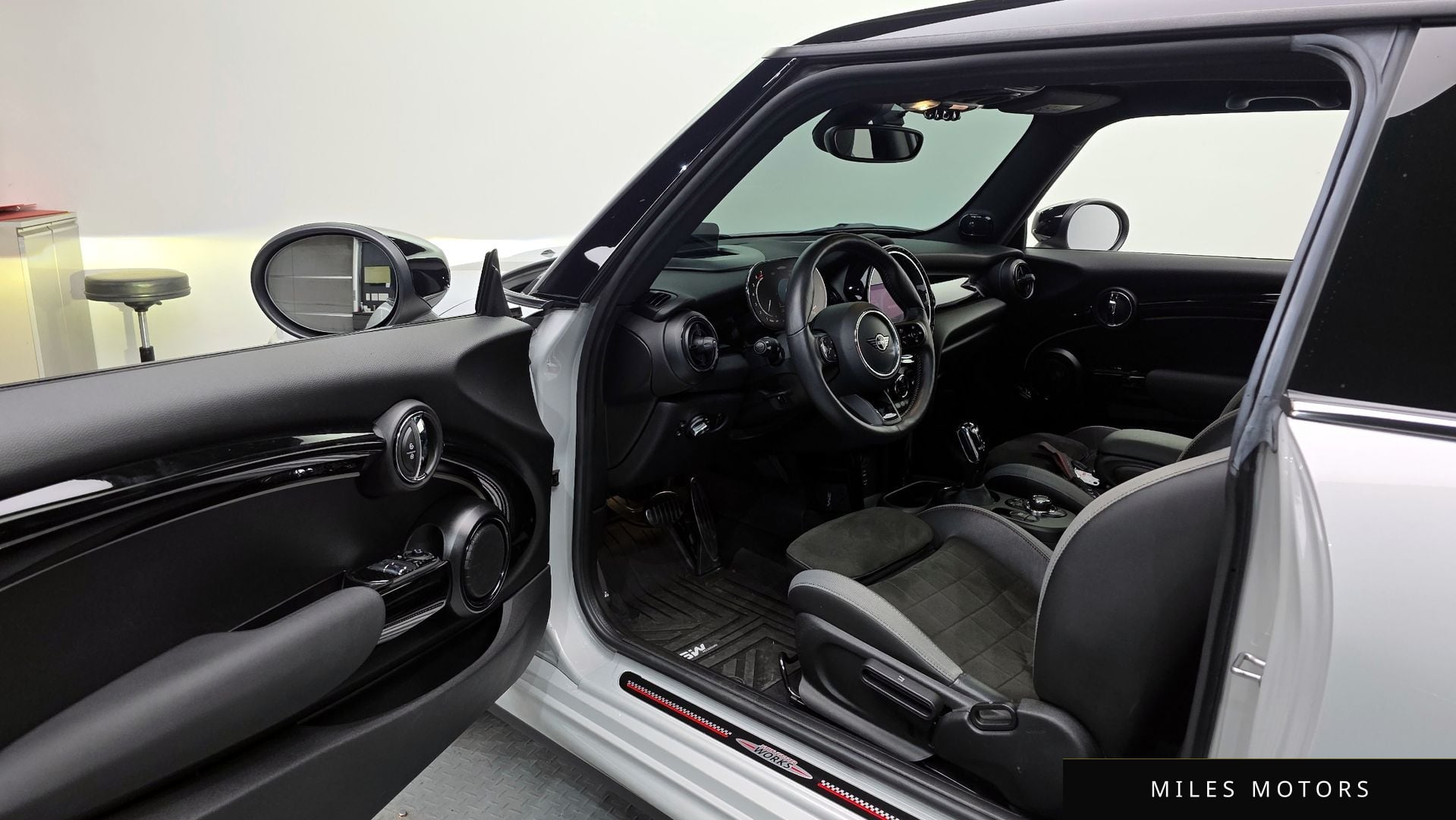 MINI Cooper S 2022 — миниатюра 10