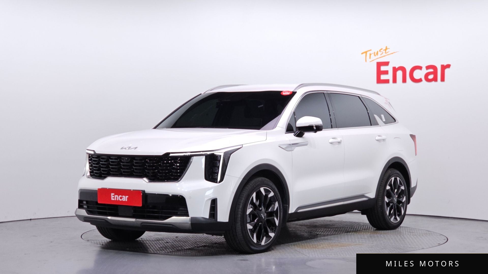 Kia Sorento 2024 — фото 1 из 12