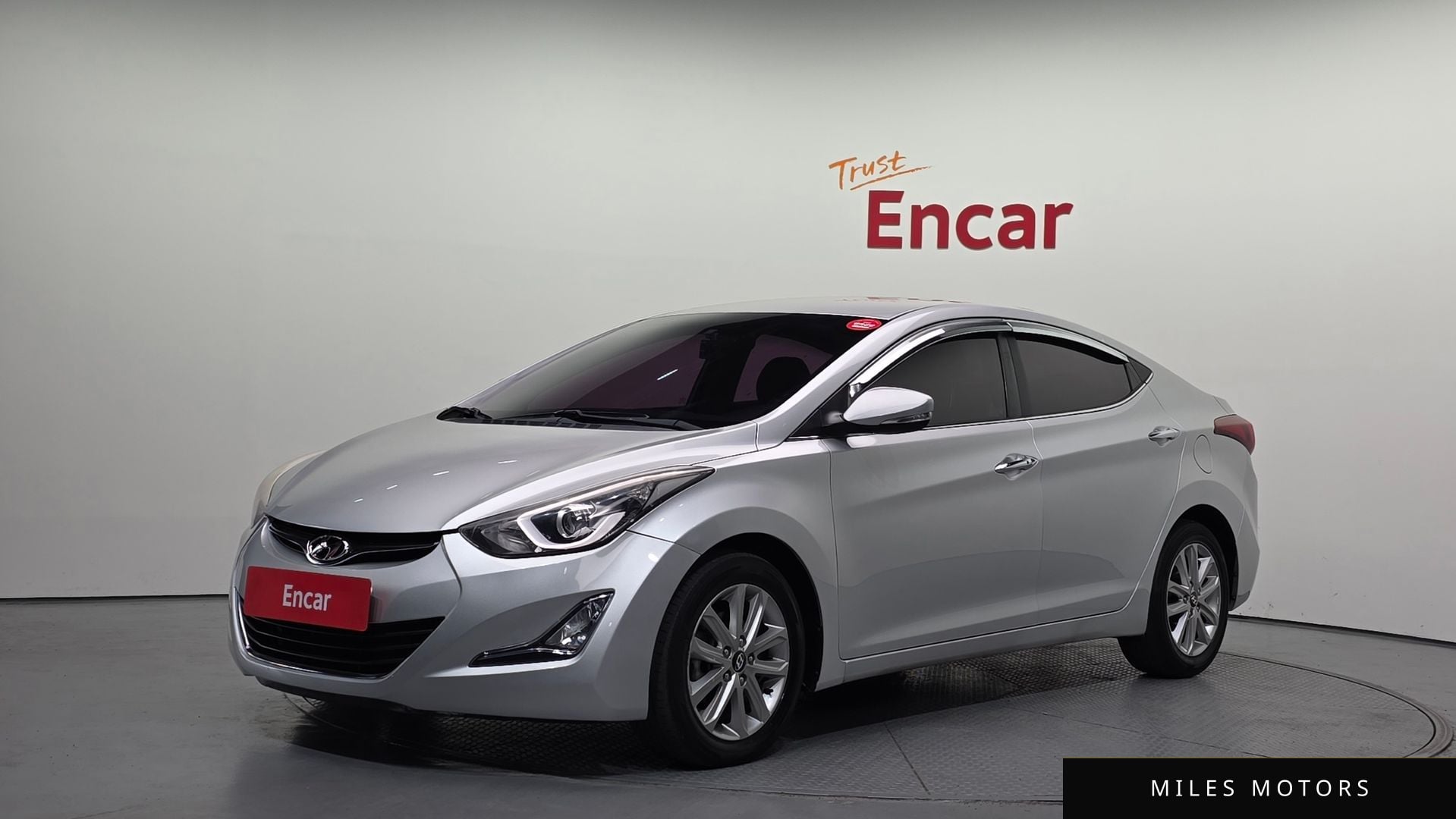 Hyundai AVANTE 2015 — фото 1 из 12