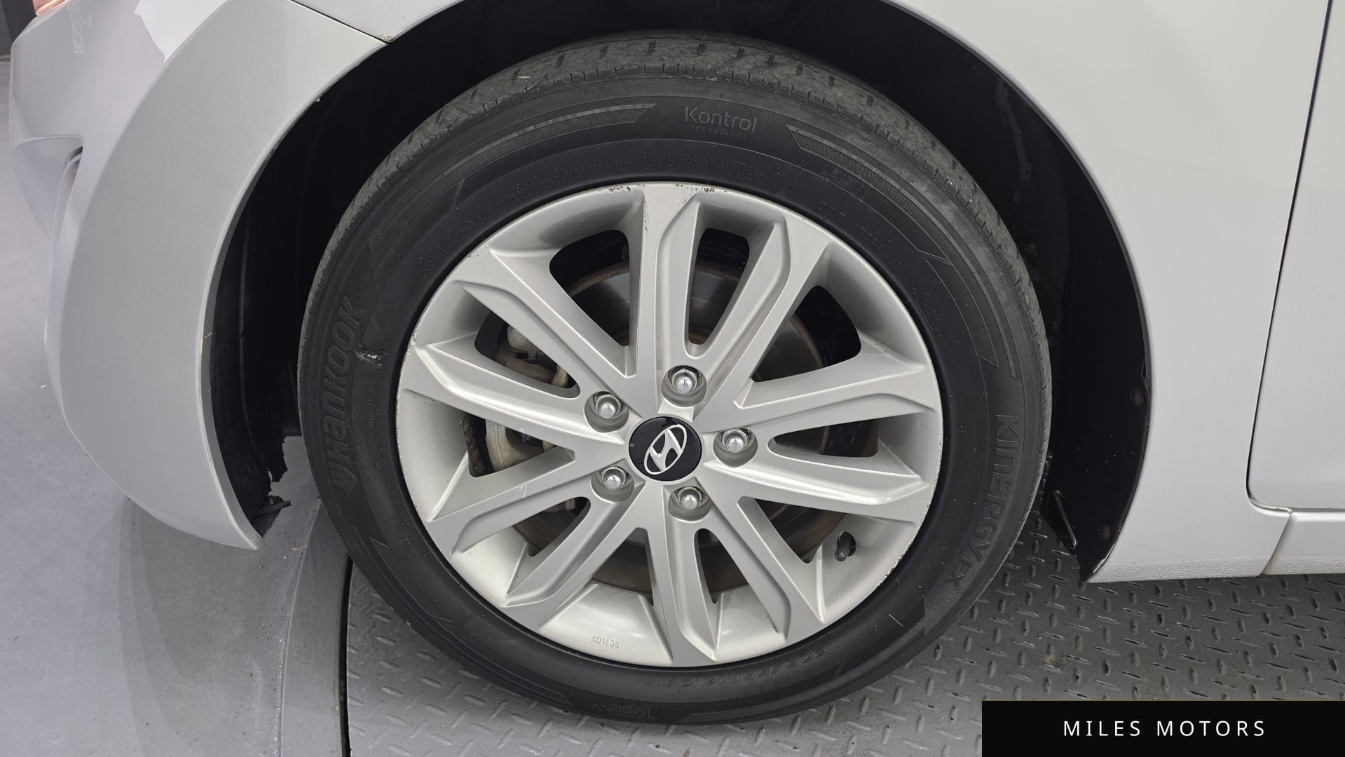 Hyundai AVANTE 2015 — миниатюра 5
