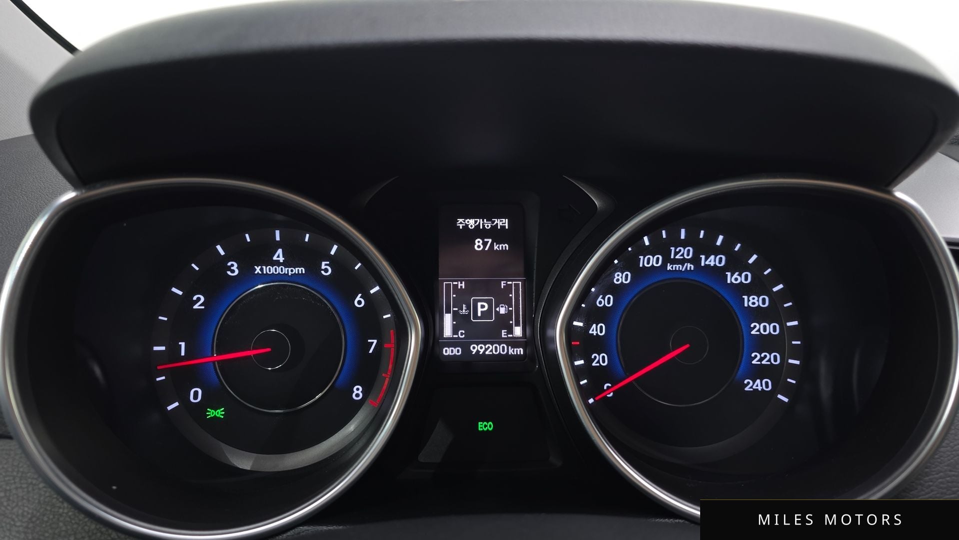 Hyundai AVANTE 2015 — миниатюра 11