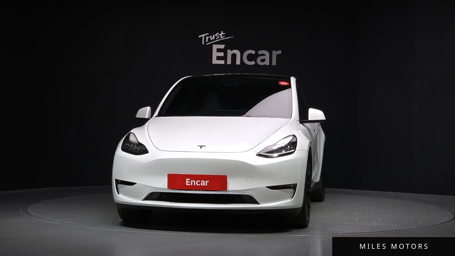 Tesla Model Y 2022 — миниатюра 3