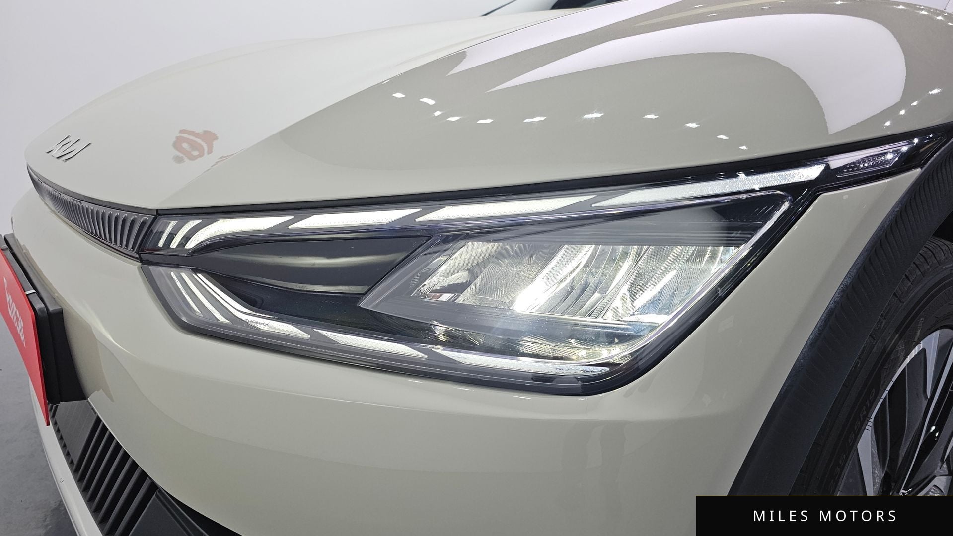 Kia EV6 2022 — миниатюра 8