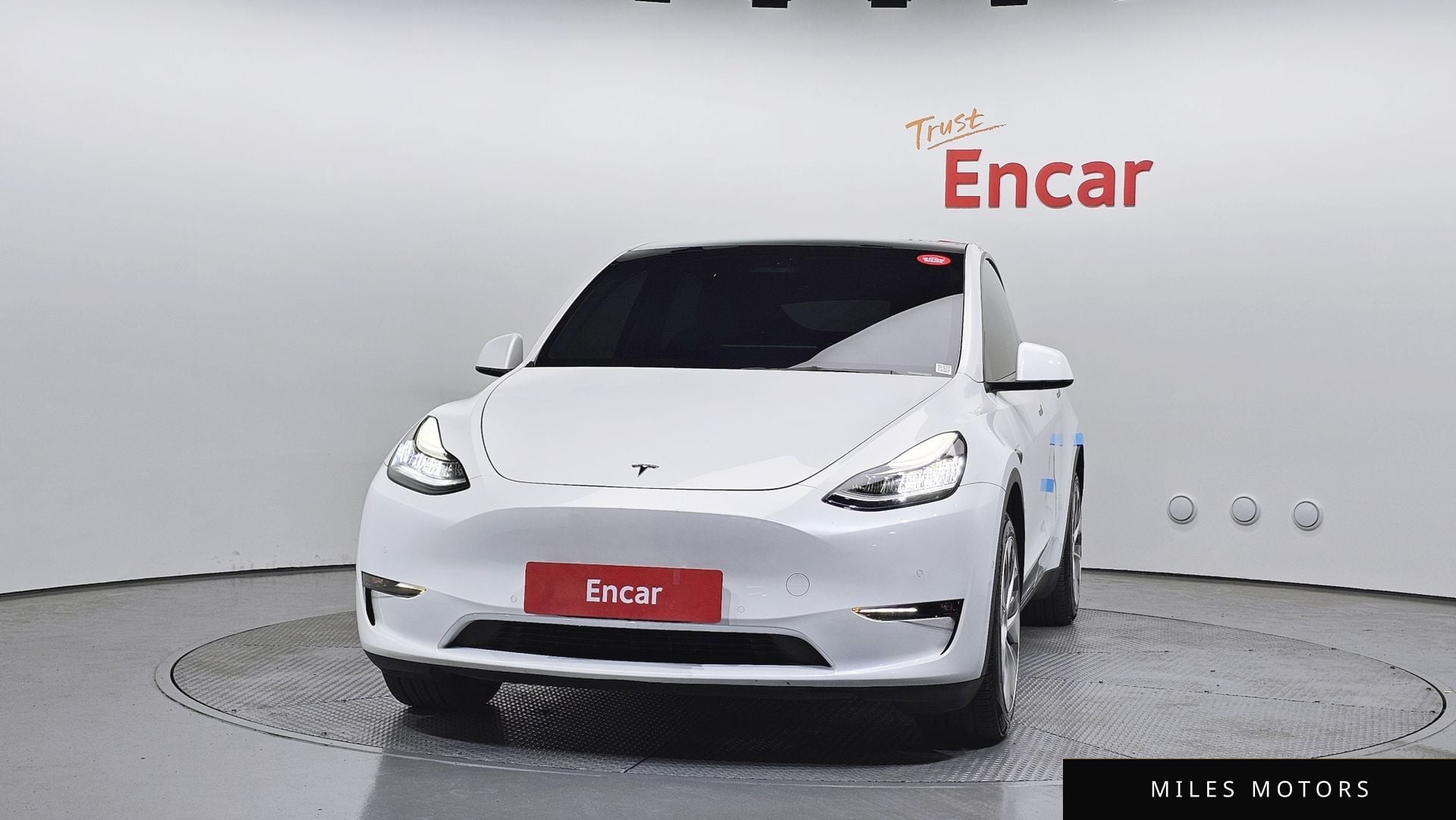 Tesla 모델 Y 2021 — миниатюра 3