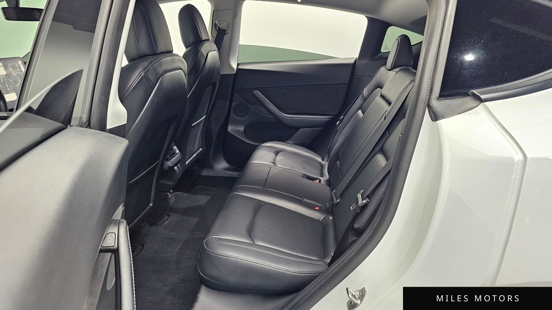 Tesla 모델 Y 2021 — миниатюра 11