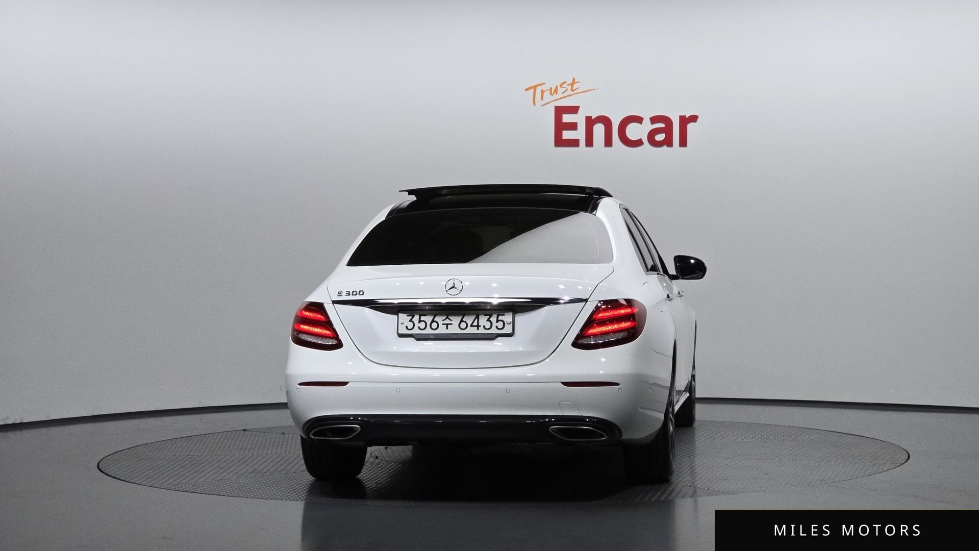 Mercedes-Benz E-Class W213 2017 — миниатюра 4