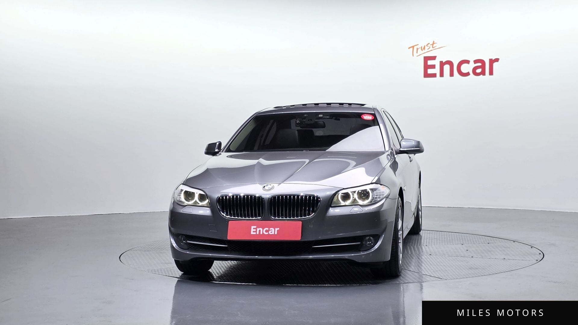 BMW 5 Series (F10) 2011 — миниатюра 3