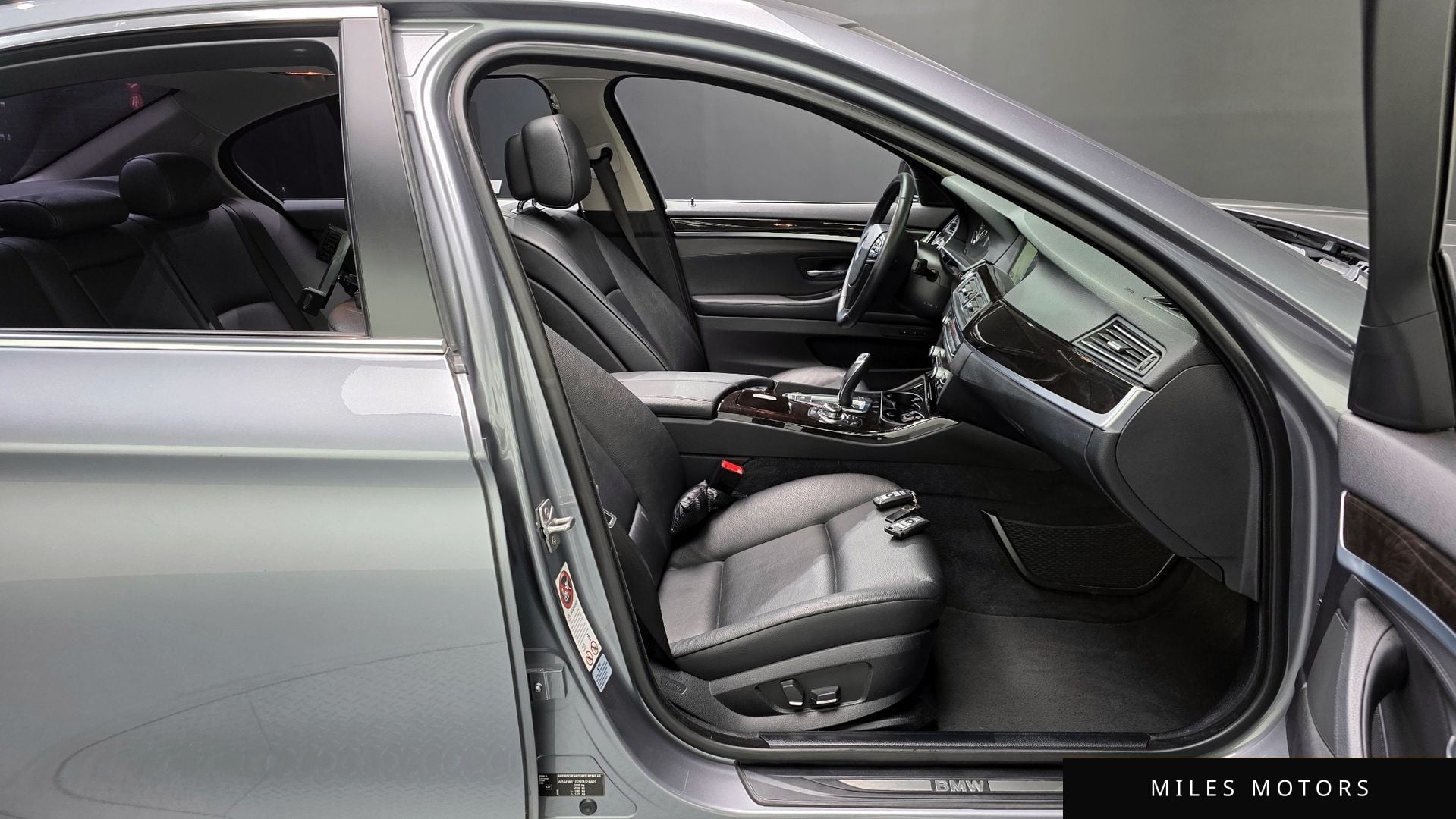 BMW 5 Series (F10) 2011 — миниатюра 11