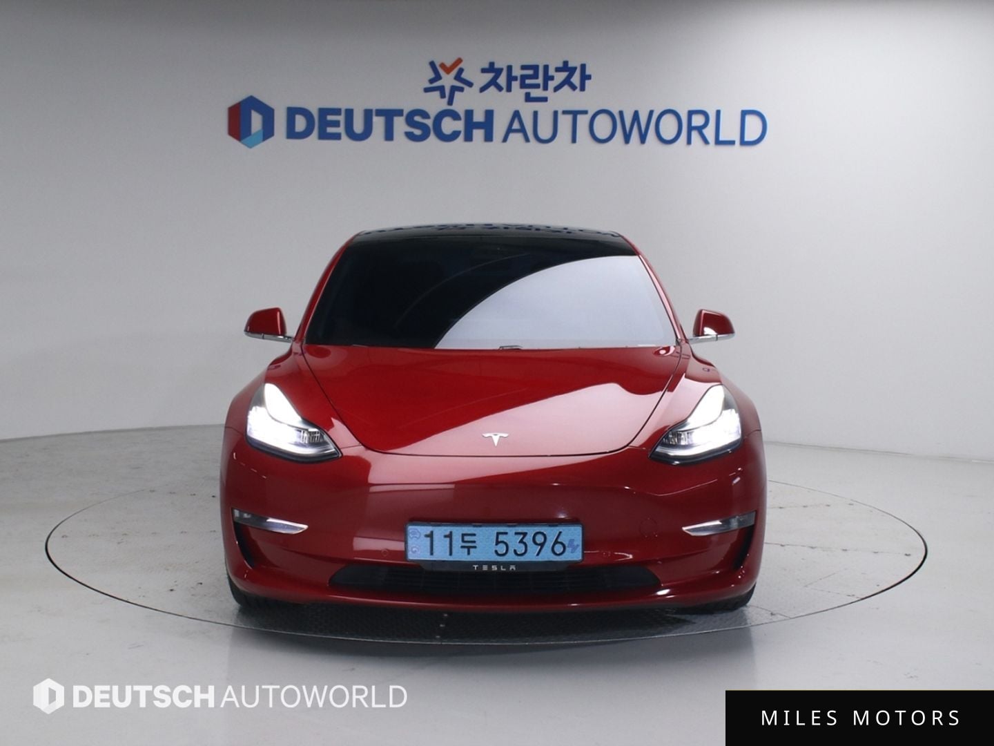 Tesla Model 3 2020 — миниатюра 3