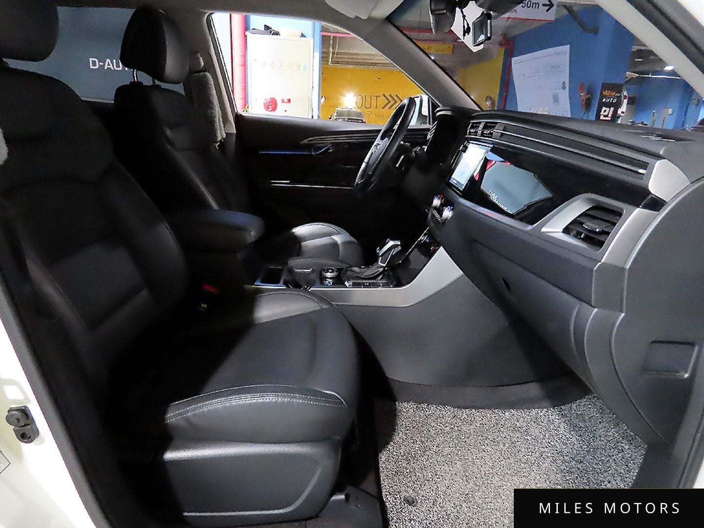 KG Mobility Beautiful Korando 2021 — миниатюра 12
