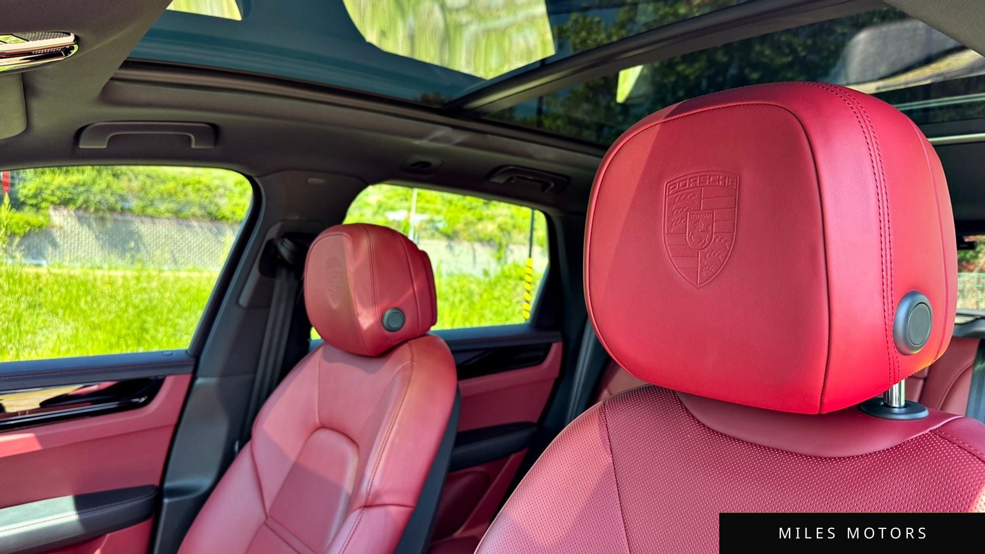 Porsche Cayenne 2021 — миниатюра 12
