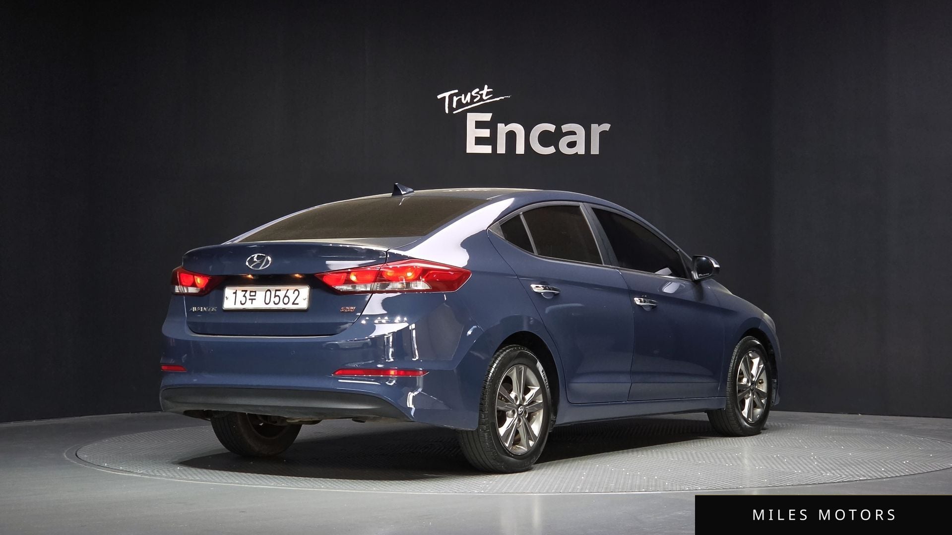 Hyundai AVANTE 2016 — миниатюра 2